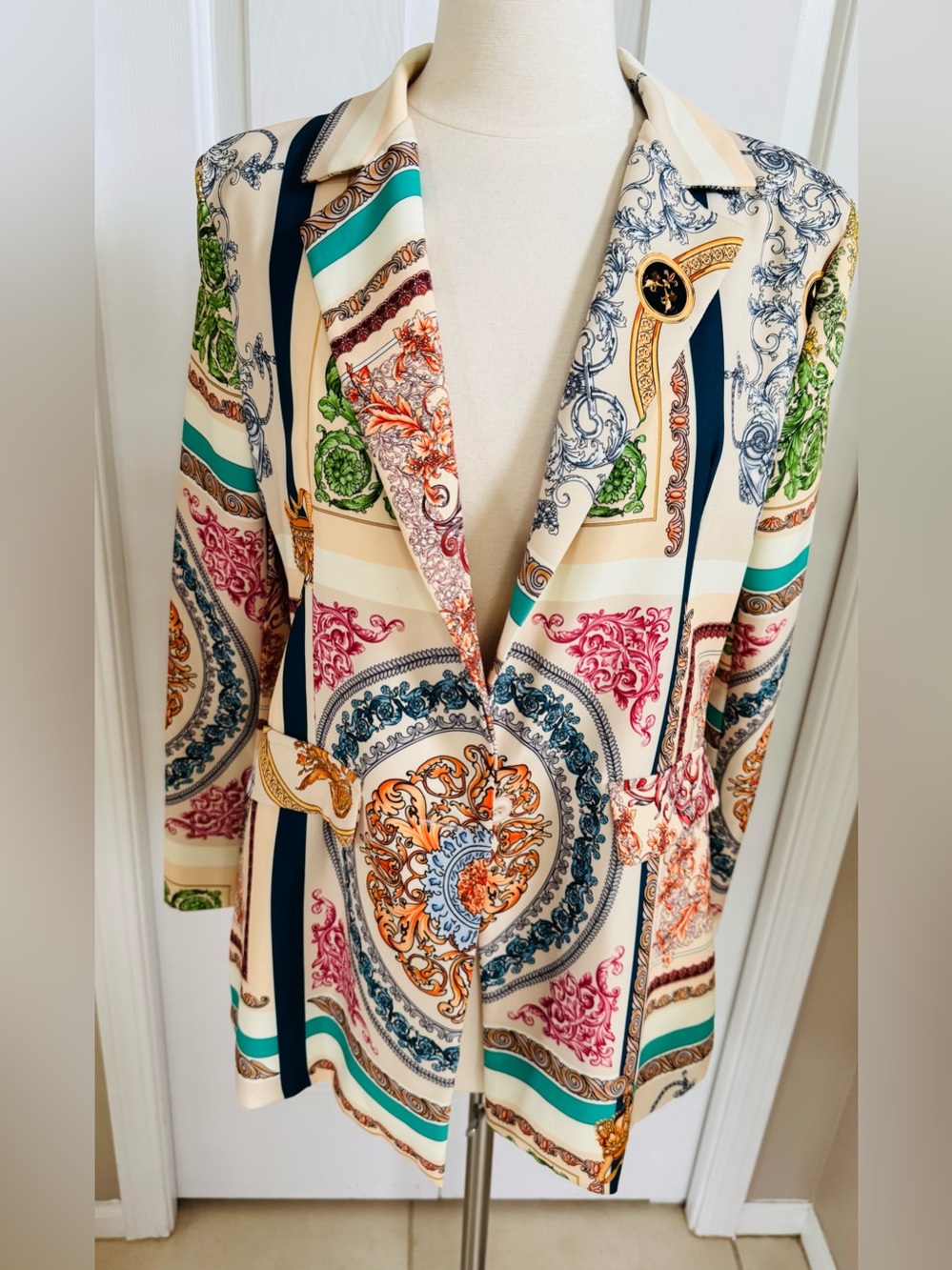 Made in Italy  gorgeous Women's Printed Longline Blazer Jacket - Cream M